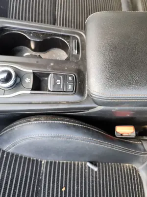 Foto de FRENO DE MANO ELECTRICO RENAULT TALISMAN SPORT TOURER 1.6 dCi Diesel FAP Energy (131 CV / 96 KW) referencia 363213189R