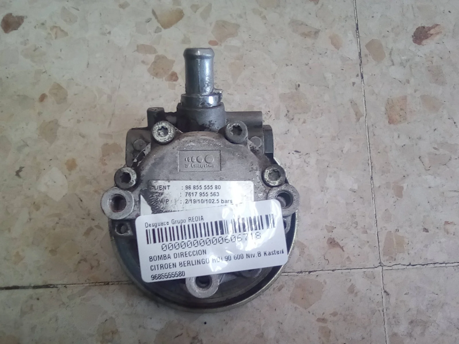 Foto de BOMBA DIRECCION CITROEN BERLINGO referencia 9685555580