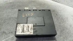 Foto de CAJA RELES / FUSIBLES SEAT TOLEDO (5P2) 1.9 TDI (105 CV / 77 KW) referencia 3C0937049E foto 2