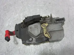 Foto de CERRADURA PUERTA TRASERA IZQUIERDA CITROEN XSARA BERLINA 2.0 HDi CAT (RHY / DW10TD) (90 CV / 66 KW) referencia 913769 foto 4