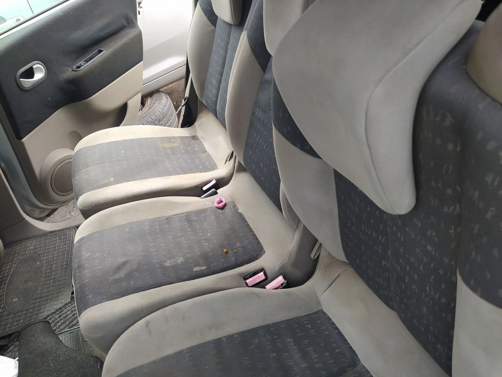 Foto de CINTURON SEGURIDAD TRASERO IZQUIERDO RENAULT SCENIC II (JM) 1.6 16V (113 CV / 83 KW)