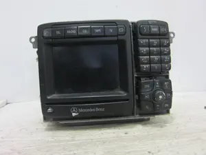 Foto de SISTEMA NAVEGACION GPS MERCEDES-BENZ CLASE S (BM 220) BERLINA 3.2 CDI CAT (204 CV / 150 KW) referencia A2208204889