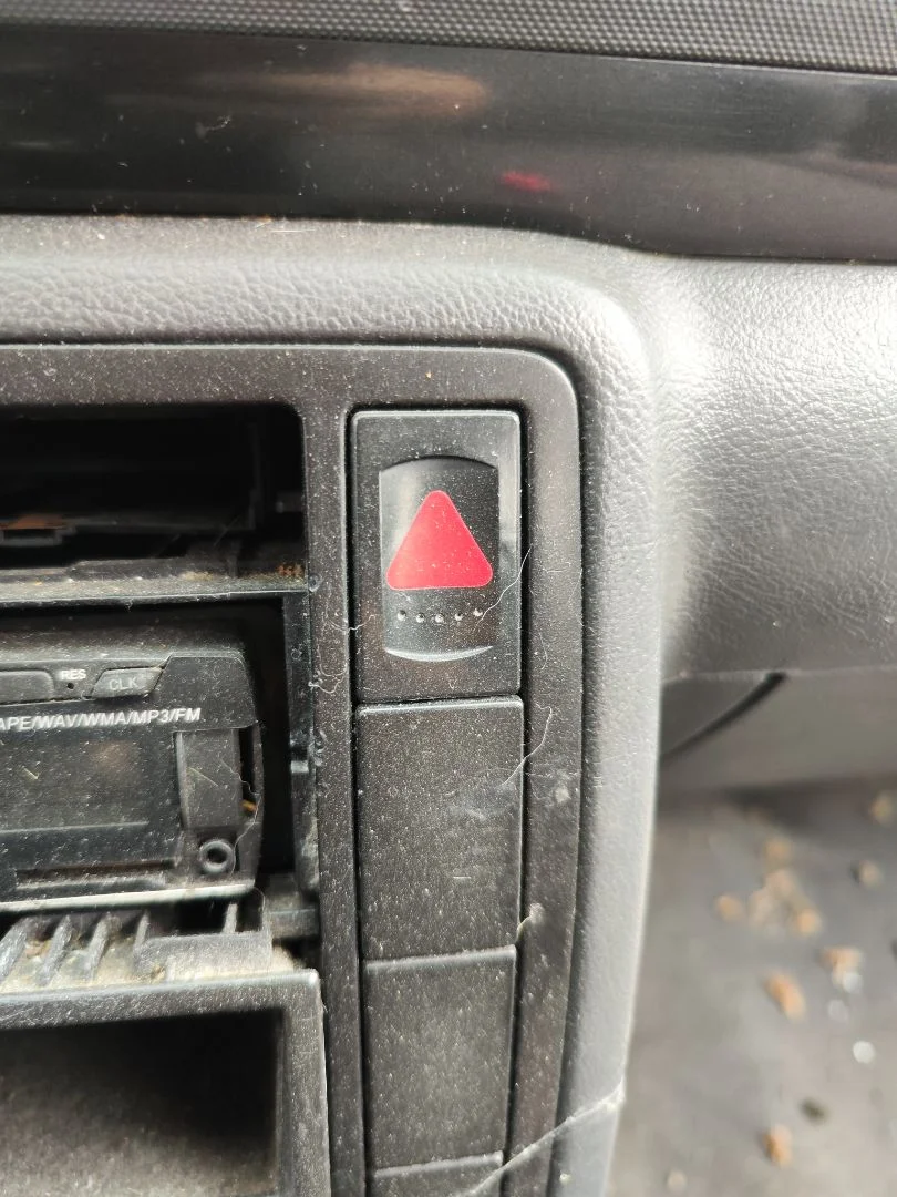 Foto de WARNING VOLKSWAGEN SHARAN (7M6/7M9) 1.9 TDI (116 CV / 85 KW)