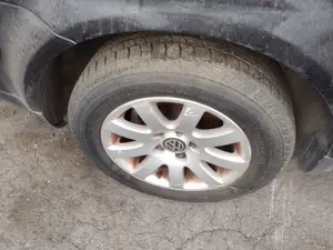 Foto de PINZA DE FRENO TRASERA DERECHA VOLKSWAGEN PASSAT BERLINA (3B2) 1.9 TDI (110 CV / 81 KW) referencia 8E0615424 foto 3