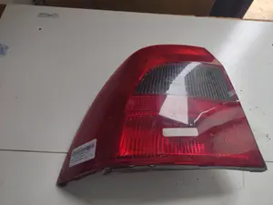 Foto de PILOTO TRASERO IZQUIERDO OPEL VECTRA B BERLINA referencia 62144