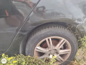 Foto de PUENTE TRASERO SEAT IBIZA BERLINA (6J5) 1.4 16V (86 CV / 63 KW) referencia 6R0500051B