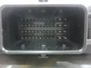 Foto de CENTRALITA MOTOR UCE CITROEN XSARA PICASSO 1.6 16V HDi (90 CV / 66 KW) referencia 1939AQ foto 8