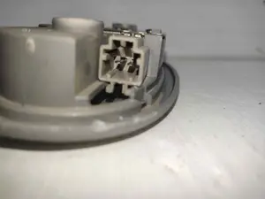 Foto de LUZ INTERIOR DAEWOO KALOS 1.2 CAT (72 CV / 53 KW) referencia 96540312 foto 3
