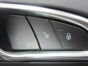 Foto de NO IDENTIFICADO PORSCHE CAYENNE (TIPO 92A) referencia 7PP962107E foto 1