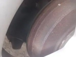 Foto de MANGUETA TRASERA IZQUIERDA FORD FOCUS BERLINA (CAP) 1.6 TDCi CAT (109 CV / 80 KW)