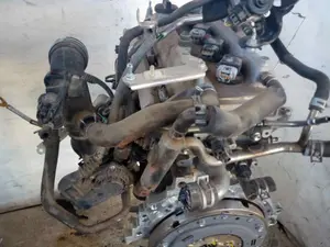 Foto de MOTOR COMPLETO TOYOTA YARIS (XP13) Híbrido 74 kW (1.5 Ltr. - 55 kW 16V) (101 CV / 74 KW) referencia X1NZ-P92 foto 4