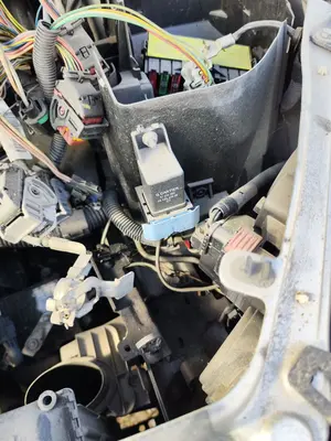 Foto de CAJA PRECALENTAMIENTO PEUGEOT 307 BREAK/ SW (S2) 2.0 16V HDi FAP CAT (RHR / DW10BTED4) (136 CV / 100 KW)