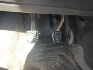 Foto de PEDAL FRENO OPEL COMBO (CORSA C) 1.7 16V DI CAT (Y 17 DTL / LK8) (65 CV / 48 KW)