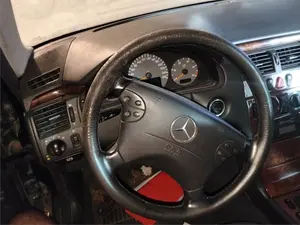 Foto de VOLANTE MERCEDES-BENZ CLASE E (BM 210) BERLINA