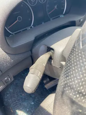 Foto de MANDO MULTIFUNCION HYUNDAI I30 (FD) 1.4 CAT (109 CV / 80 KW)