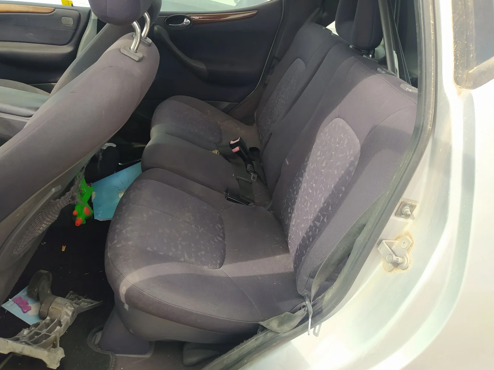 Foto de ASIENTOS TRASERO IZQUIERDO MERCEDES-BENZ CLASE A (BM 168) 1.7 CDI Diesel CAT (95 CV / 70 KW) referencia A1689202347 FKZ