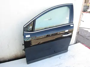 Foto de PUERTA DELANTERA IZQUIERDA LANCIA DELTA (181) 1.6 Diesel CAT (120 CV / 88 KW)