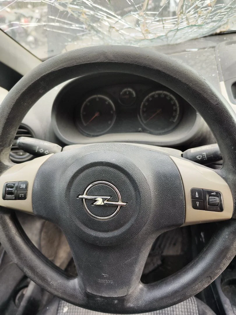 Foto de AIRBAG DELANTERO IZQUIERDO OPEL CORSA D 1.3 16V CDTI (75 CV / 55 KW)