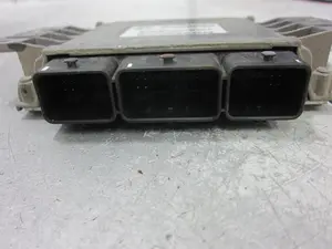 Foto de CENTRALITA MOTOR UCE CITROEN C2 1.1 (60 CV / 44 KW) referencia 9646570280 foto 5