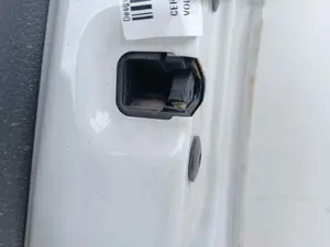 Foto de CERRADURA PUERTA DELANTERA DERECHA VOLKSWAGEN GOLF VII (5G1/BE1) 2.0 TDI (184 CV / 135 KW) referencia 5K1877016D foto 2