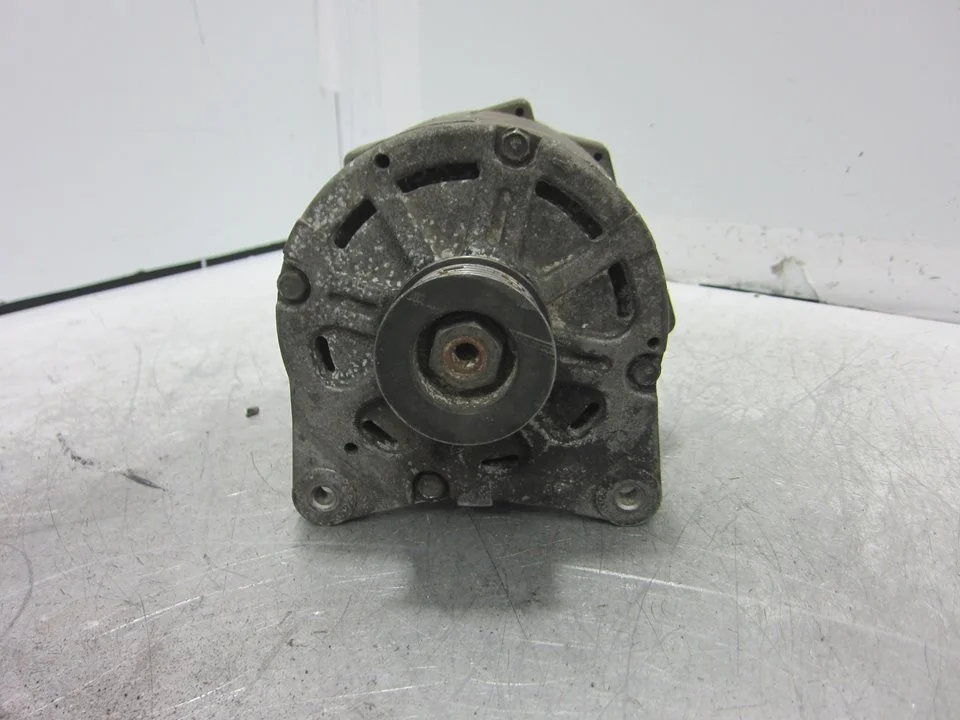 Foto de ALTERNADOR VOLKSWAGEN TOUAREG (7L6) referencia LR1190912