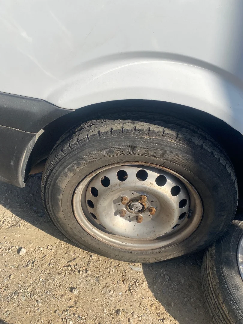 Foto de LLANTA MERCEDES-BENZ VITO FURGÓN (639) 2.1 CDI CAT (109 CV / 80 KW) referencia A6394013002