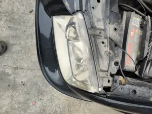 Foto de FARO IZQUIERDO VOLKSWAGEN BORA BERLINA (1J2)(1998) 1.9 TDI (110 CV / 81 KW) foto 2