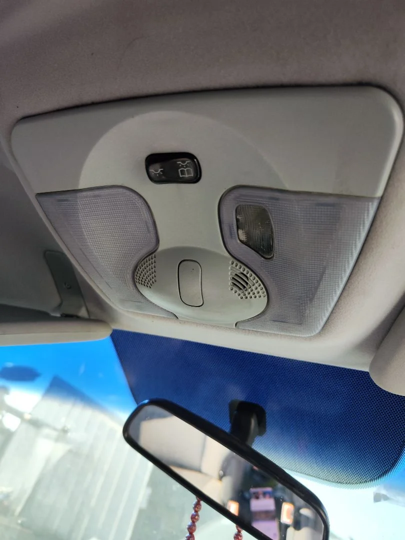 Foto de LUZ INTERIOR MERCEDES-BENZ VANEO (BM 414) COMPACT VAN 1.7 CDI Diesel CAT (75 CV / 55 KW) referencia A1688200101 7D43