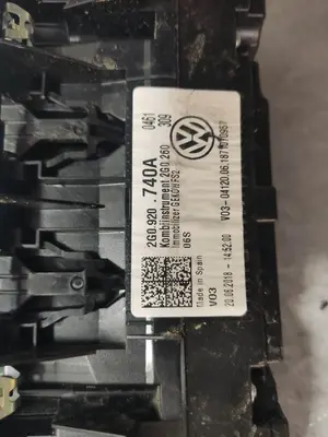 Foto de CUADRO INSTRUMENTOS VOLKSWAGEN POLO VI (AW1)(08.2017) 1.0 (65 CV / 48 KW) referencia A2C11336300 foto 2