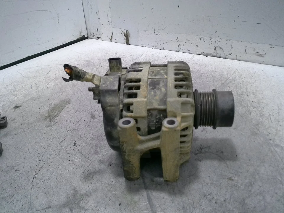 Foto de ALTERNADOR OPEL CORSA E 1.2 (69 CV / 51 KW) referencia 0126312030