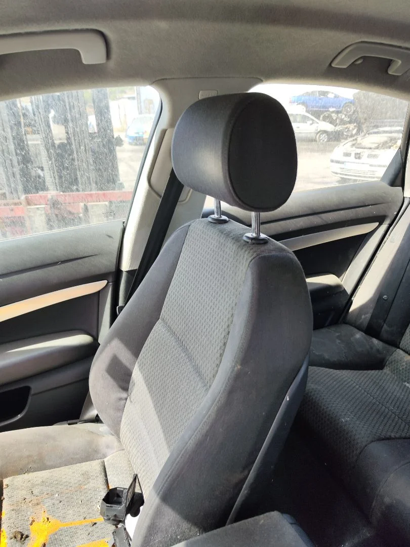 Foto de CINTURON SEGURIDAD DELANTERO DERECHO AUDI A6 BERLINA (4F2) 2.0 TDI (140 CV / 103 KW) referencia 4F0857706 FKZ