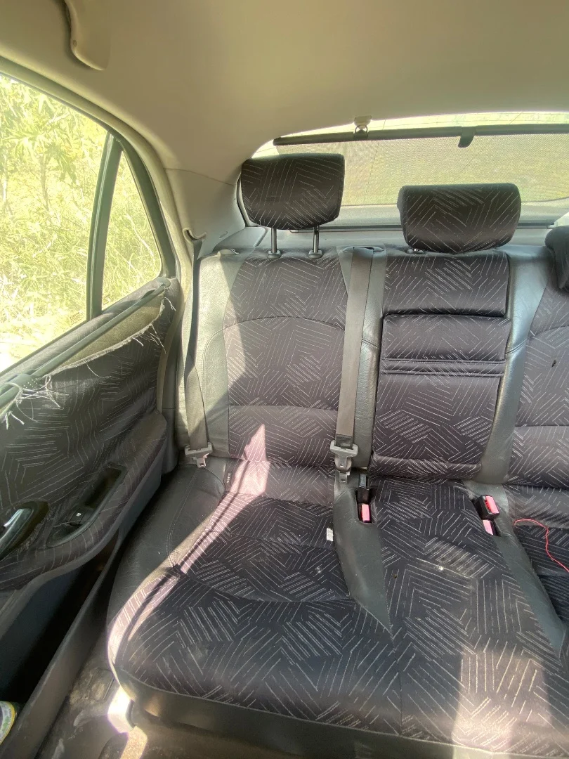 Foto de ASIENTOS TRASERO DERECHO RENAULT LAGUNA II (BG0) 2.0 (135 CV / 99 KW) referencia 7701048622