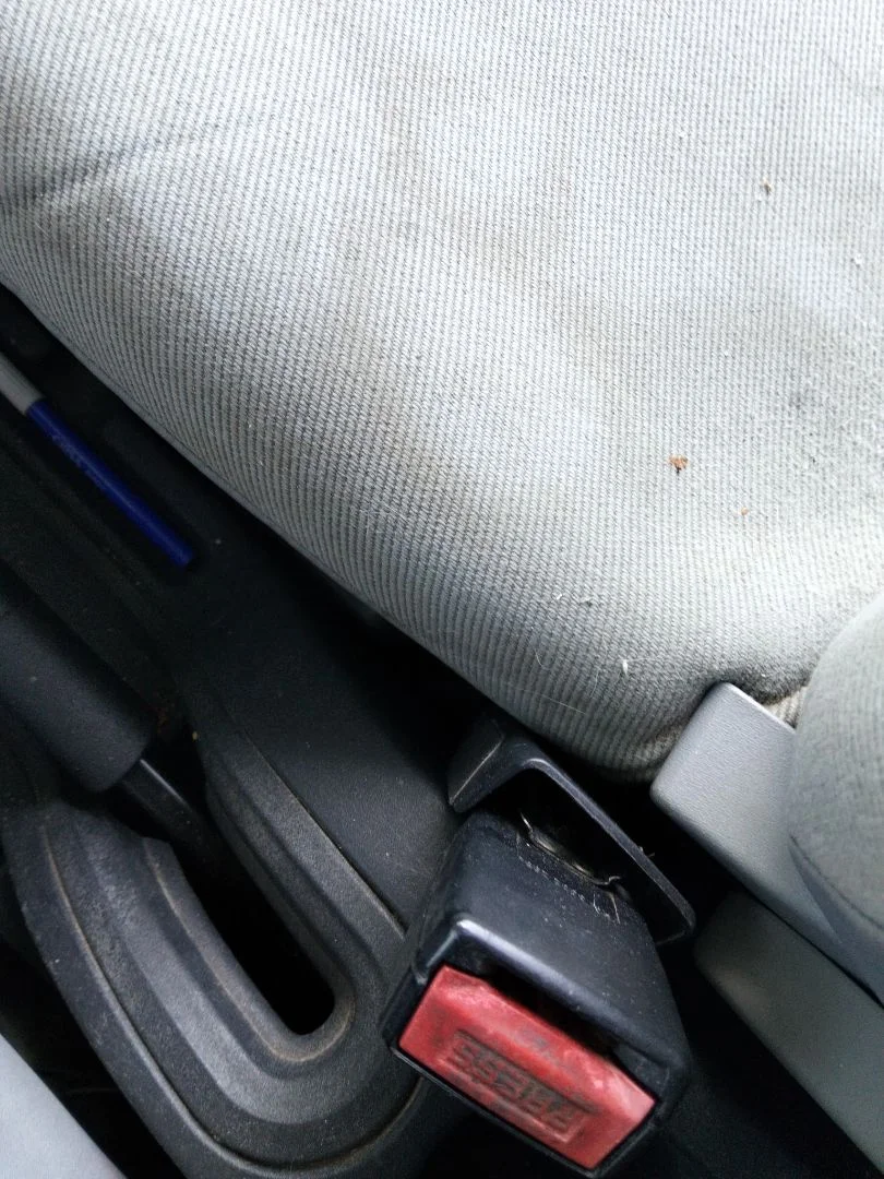 Foto de PRETENSOR AIRBAG DERECHO CITROEN C3 1.4 HDi (68 CV / 50 KW)