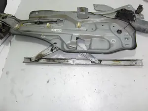 Foto de ELEVALUNAS DELANTERO DERECHO RENAULT LAGUNA (B56) referencia 400371