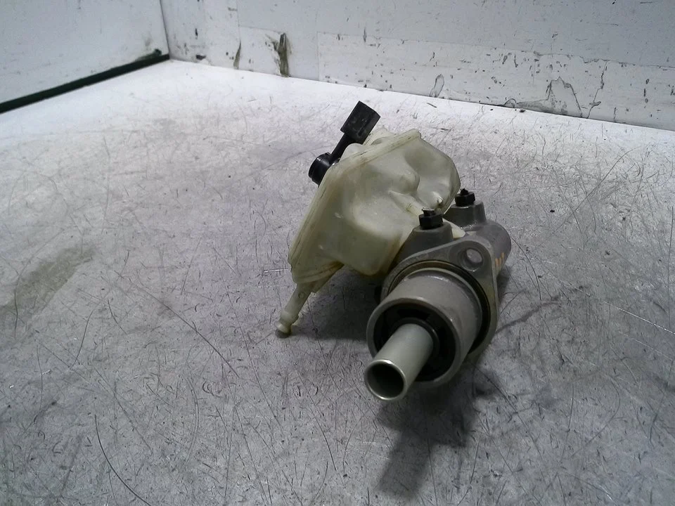 Foto de BOMBA FRENO VOLKSWAGEN LUPO (6X1/6E1) 1.4 16V (75 CV / 55 KW) referencia 21026599