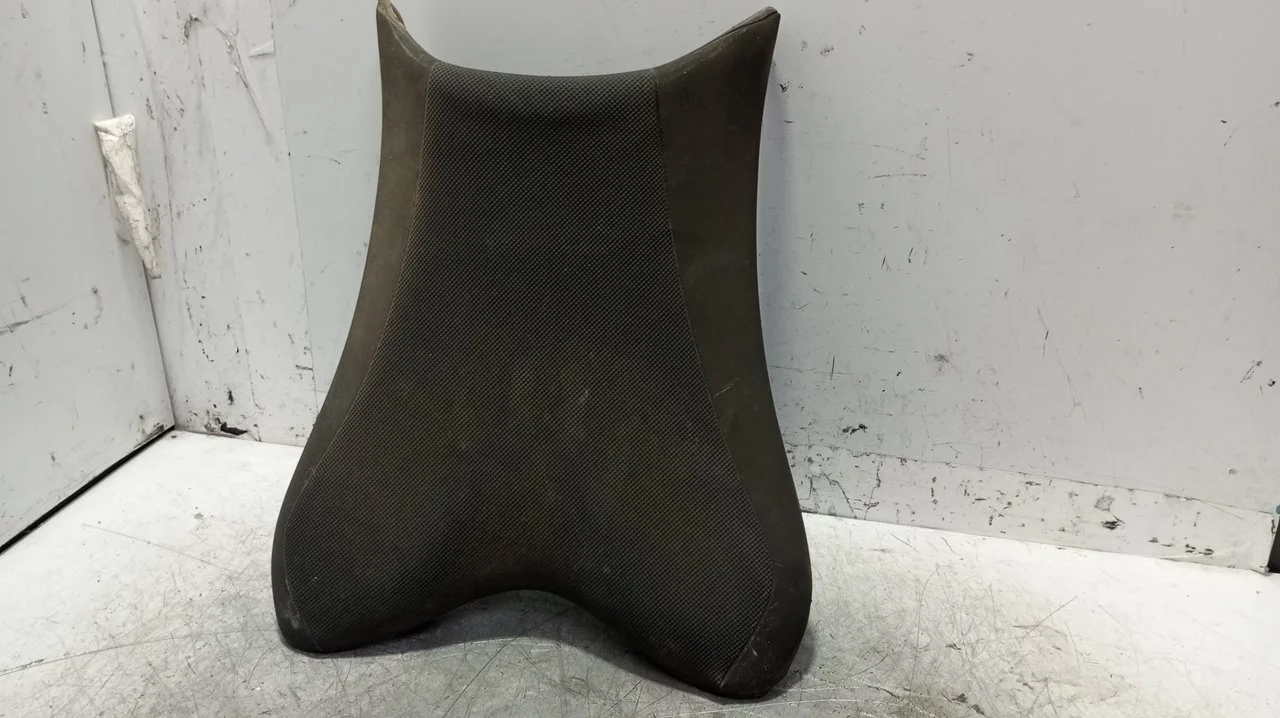 Foto de ASIENTO DELANTERO YAMAHA FZ 8 / FAZER8 779 cm3 - 78.1 kW (0 CV / 0 KW) referencia 39P-00S