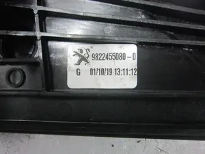 Foto de ELEVALUNAS TRASERO IZQUIERDO CITROEN C5 AIRCROSS 1.2 12V e-THP / PureTech (131 CV / 96 KW) referencia 9822455080 foto 3