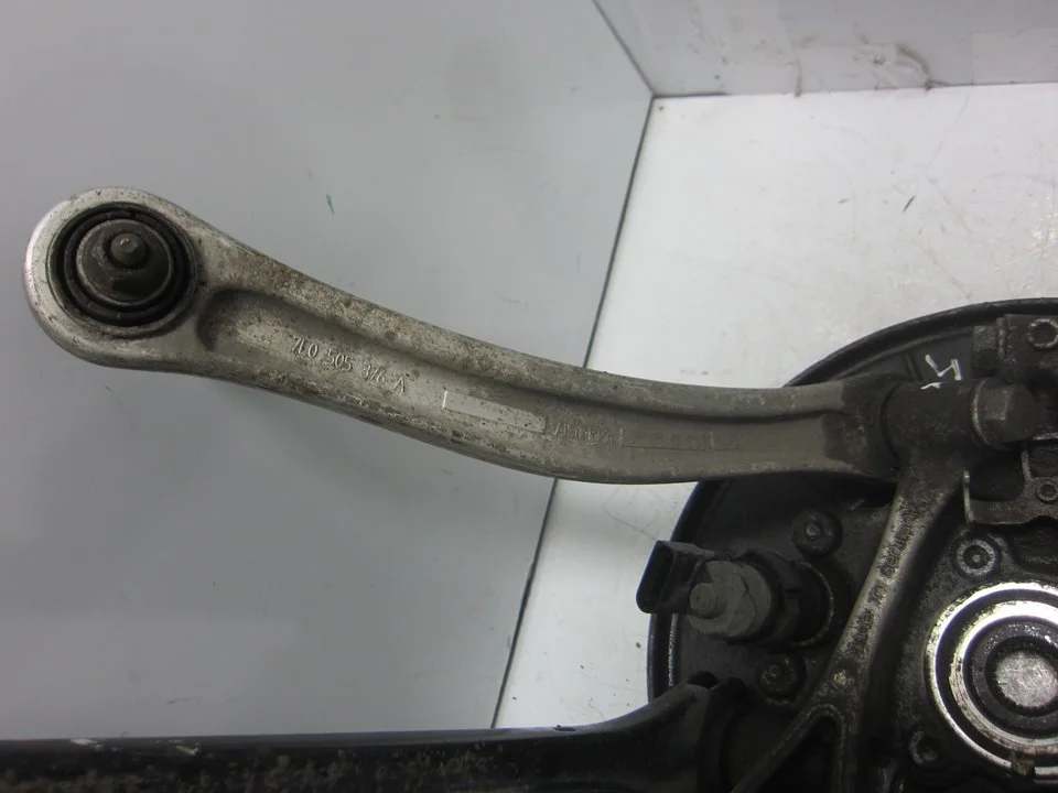 Foto de BRAZO SUSPENSION SUPERIOR TRASERO IZQUIERDO PORSCHE CAYENNE (TIPO 92A) referencia 7L0505376A