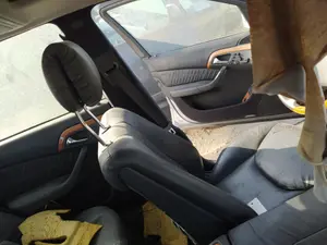 Foto de CINTURON SEGURIDAD DELANTERO IZQUIERDO MERCEDES-BENZ CLASE S (BM 220) BERLINA 5.0 V8 24V CAT (306 CV / 225 KW) referencia A2208604785 FKZ