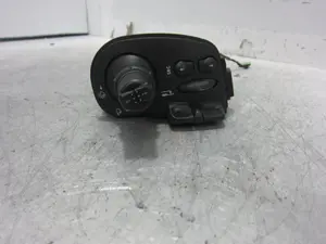 Foto de MANDO LIMPIA RENAULT SCENIC II (JM) 1.9 dCi Diesel (120 CV / 88 KW) referencia 7701057571
