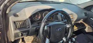 Foto de SALPICADERO FORD MONDEO BERLINA (GE) 2.0 16V DI TD CAT (116 CV / 85 KW) referencia 1255634