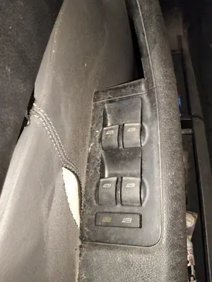 Foto de MANDO ELEVALUNAS DELANTERO IZQUIERDO AUDI ALLROAD QUATTRO QUATTRO (4B5)