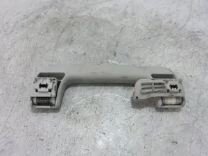 Foto de NO IDENTIFICADO AUDI A6 BERLINA (4F2) 4.2 V8 40V (335 CV / 246 KW) referencia 8P0857607C foto 2