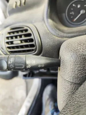 Foto de MANDO INTERMITENTES PEUGEOT 206 1.6 16V CAT (109 CV / 80 KW)