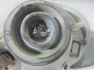 Foto de FARO DERECHO OPEL VIVARO referencia 7700311372 foto 2