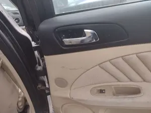 Foto de MANETA INTERIOR TRASERA DERECHA ALFA ROMEO 159 (140) 1.9 JTD (M) 16V CAT (150 CV / 110 KW)