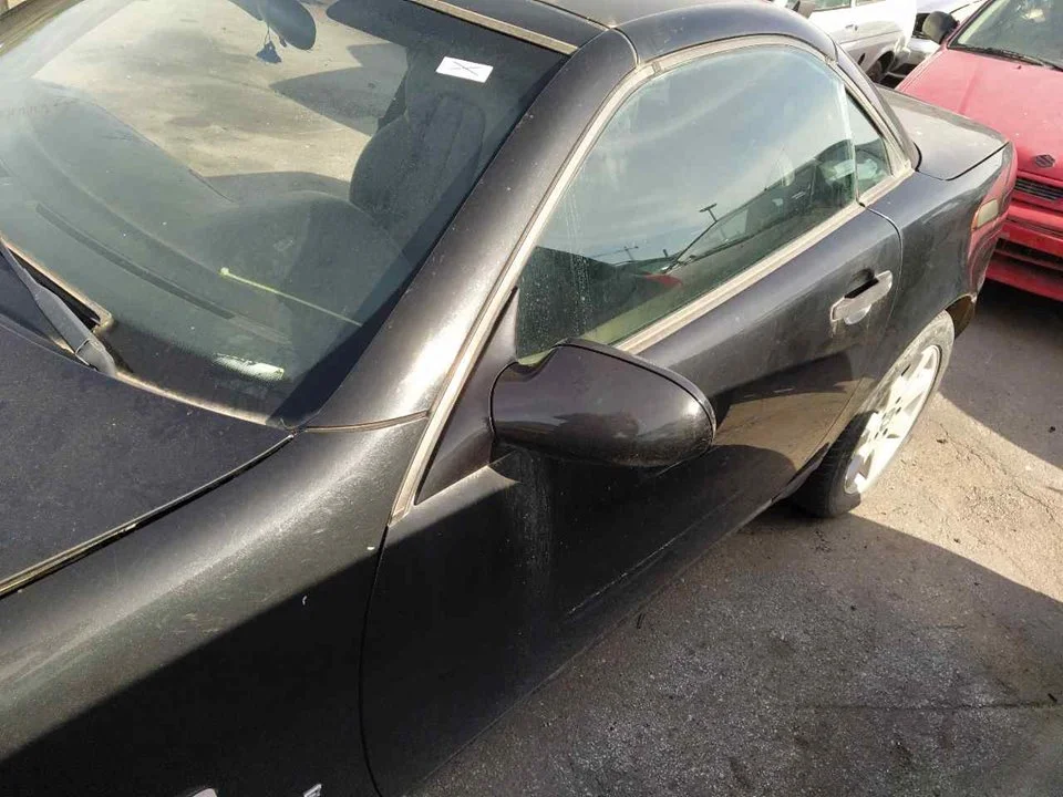 Foto de PUERTA DELANTERA IZQUIERDA MERCEDES-BENZ SLK (BM 170) ROADSTER 2.3 Compresor CAT (193 CV / 142 KW)