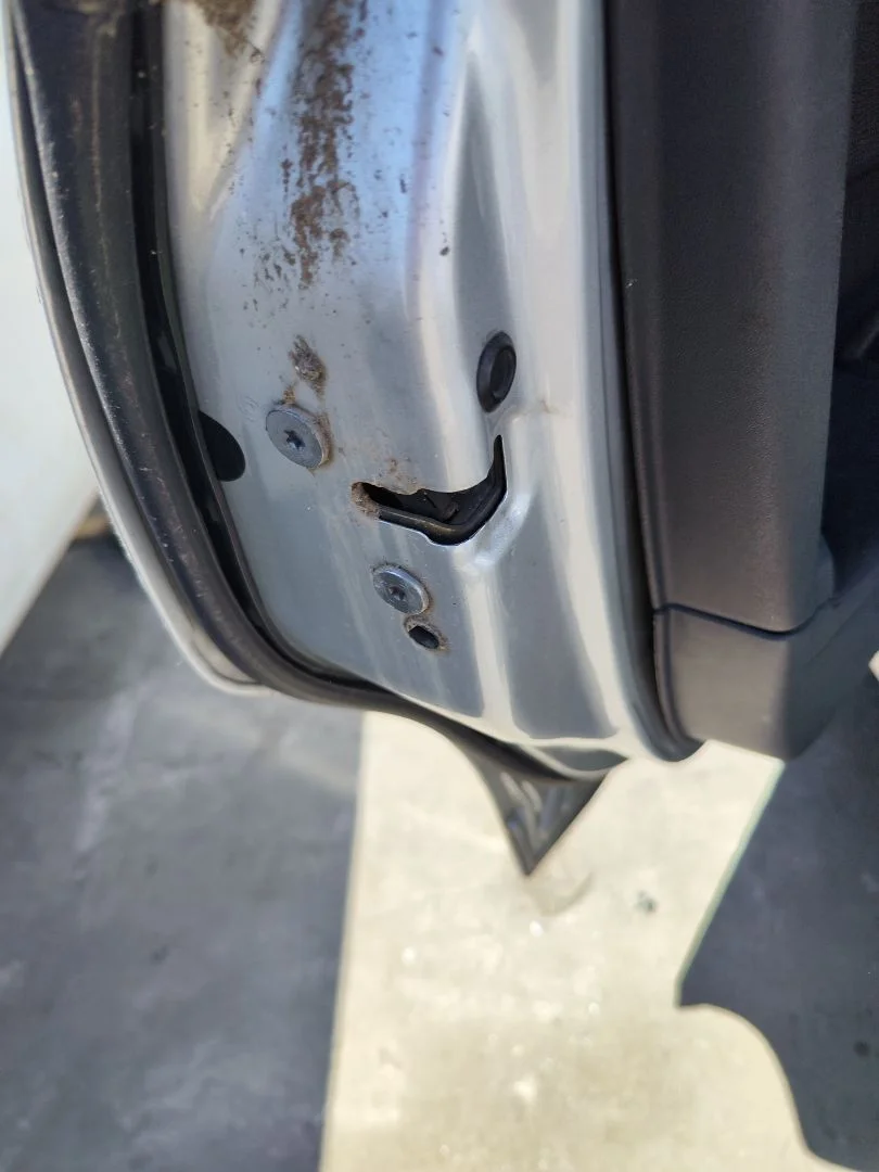 Foto de CERRADURA PUERTA TRASERA IZQUIERDA CITROEN C4 BERLINA 1.6 16V HDi (90 CV / 66 KW) referencia 9138T5