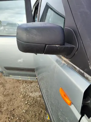 Foto de RETROVISOR DERECHO LAND ROVER DISCOVERY 2.7 Td V6 CAT (190 CV / 140 KW) foto 3