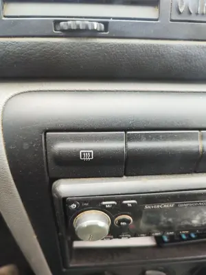 Foto de INTERRUPTOR SKODA OCTAVIA BERLINA (1U2) 1.9 TDI (90 CV / 66 KW)